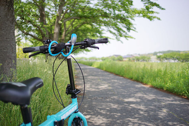 自転車のアップと武庫川サイクリングロード