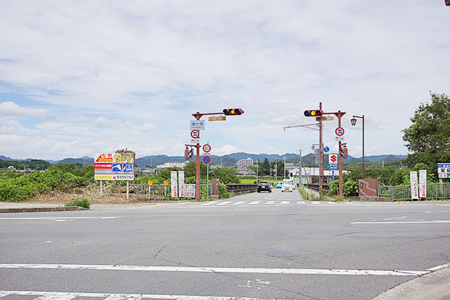 嫁ヶ淵交差点から北側方面の道