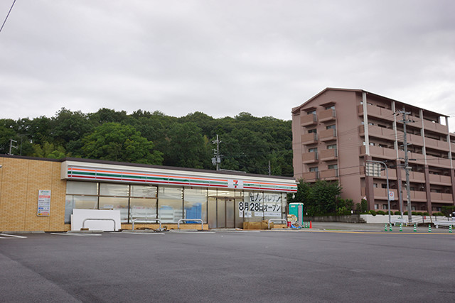 7-eleven-miwa-open-09