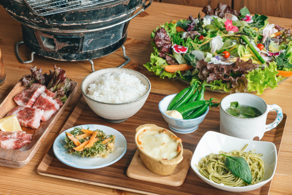 【ベジばぁば】自然農法で育った野菜は旨味と甘みがめっちゃ濃い!8周年を迎えた農家レストランで絶品ランチコースを食べてきた♪【PR】 さんだ